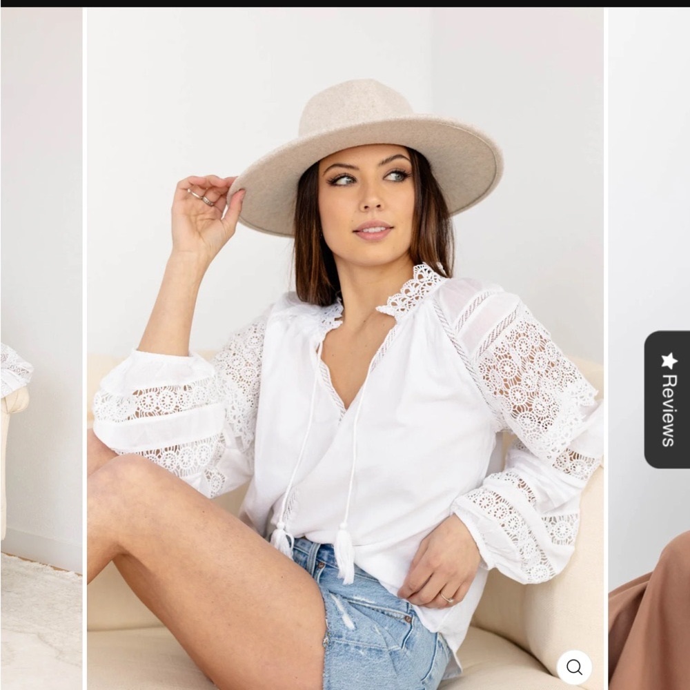 NWT- Elan ❤️Beautiful White Eyelet blouse- Size Medium